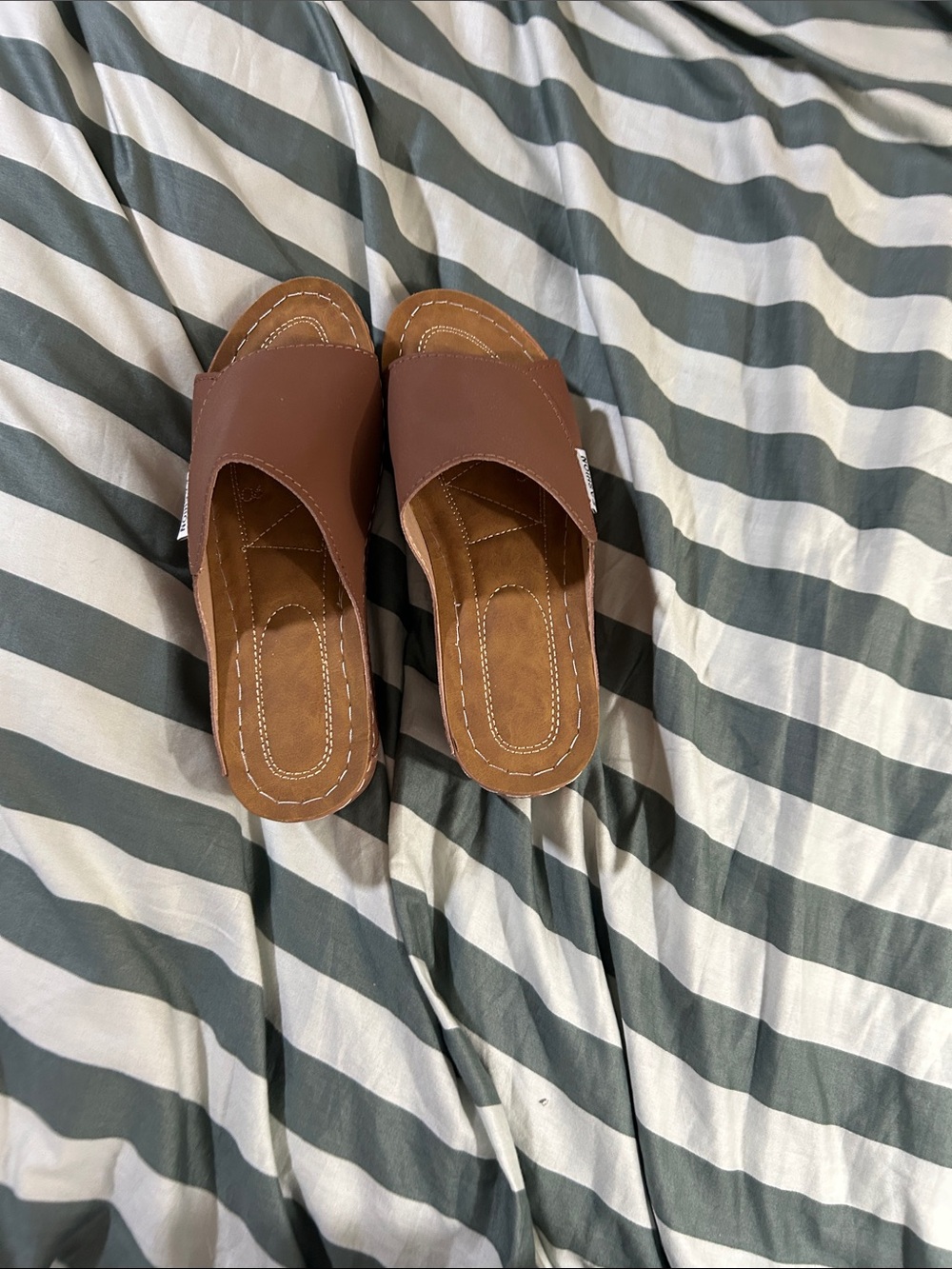 SHEIN Brown Wide-Band Slide Mules